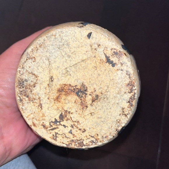 A handmade studio pottery potentially influenced by the style of Peter Voulkos - Picture 4 of 4